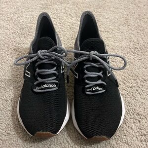 New Balance Fresh Foam Roav